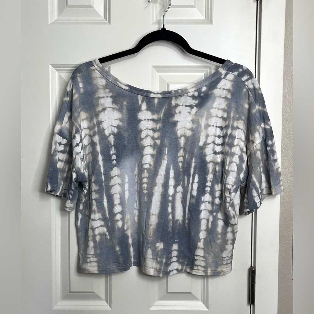 Gee Gee Tie Dye Cropped Tee NWOT